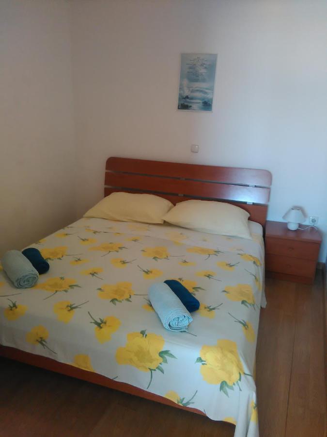 Apartmani Maja Pag Town Exterior foto